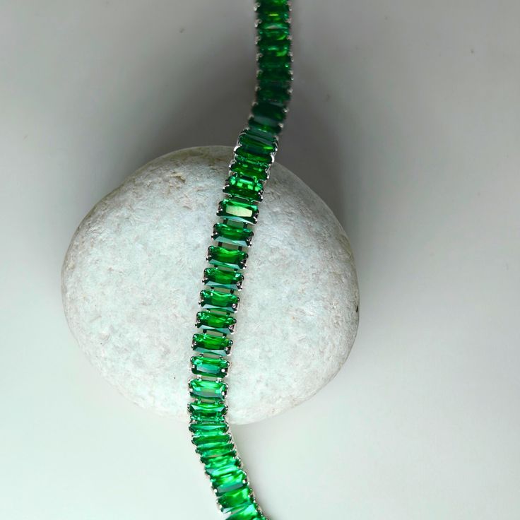 EMERALD GREEN TENNIS BRACELET 